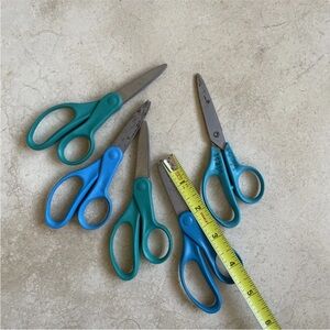 lot of 5 fiskars SMALL scissors blue green As Is 5” Plastic Handle Metal Blade